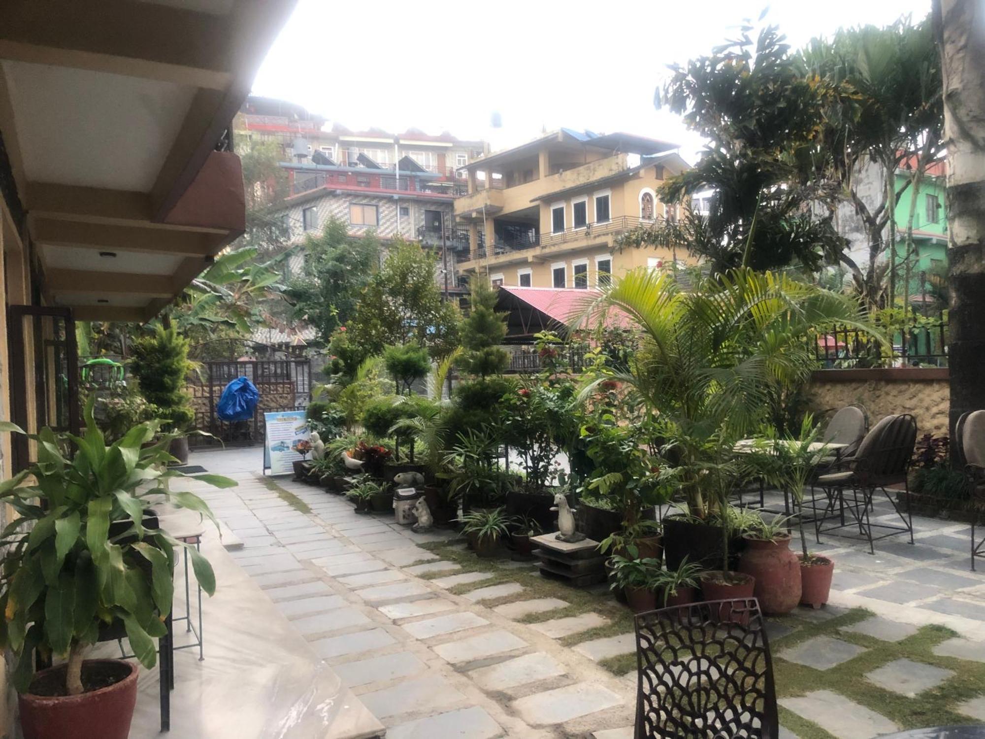 Hotel Mandala Pokhara Kültér fotó