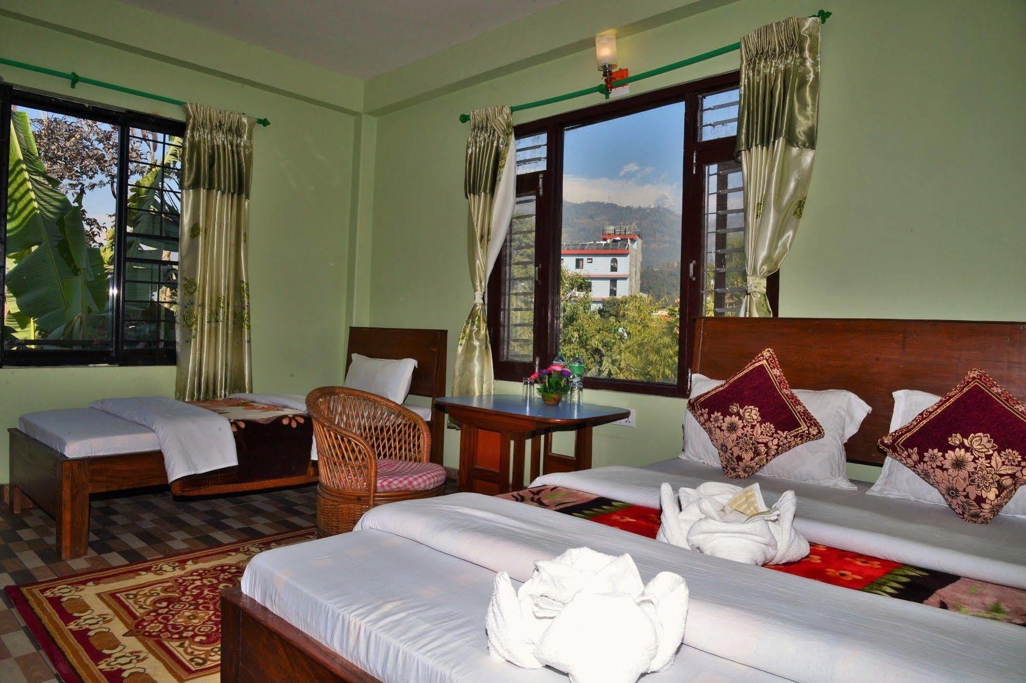 Hotel Mandala Pokhara Kültér fotó