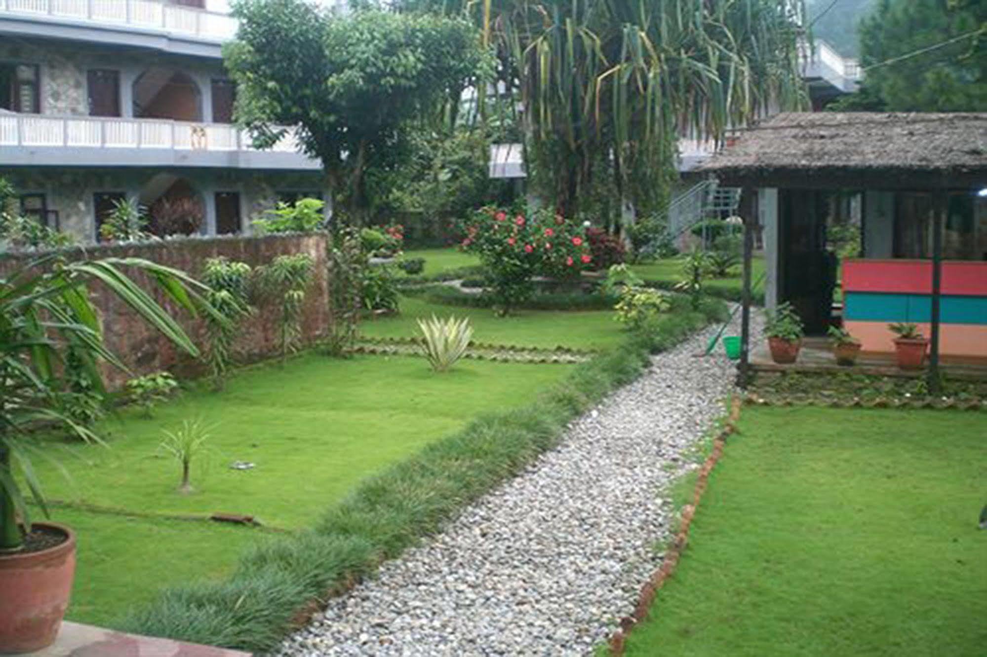 Hotel Mandala Pokhara Kültér fotó
